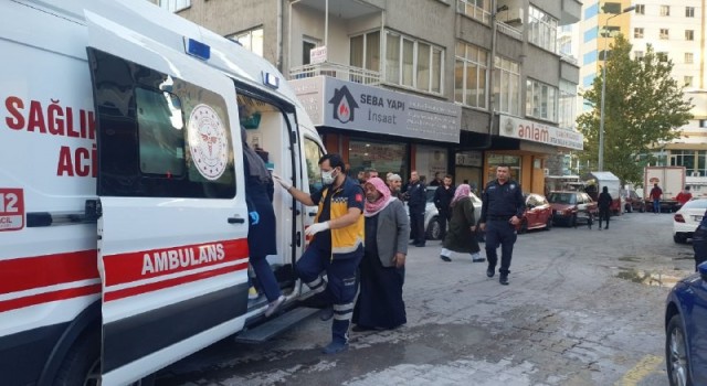 Kayseride ev yangını: 1 kişi dumandan etkilendi