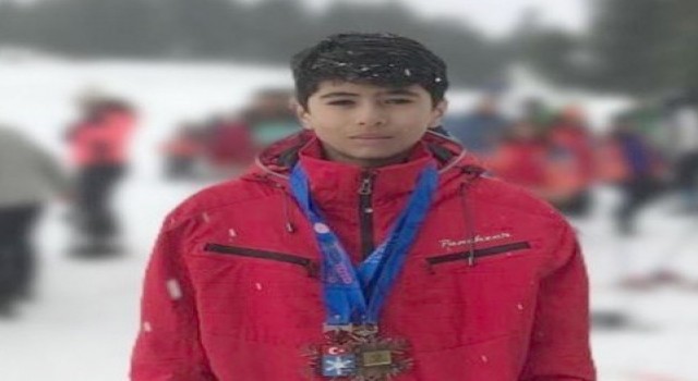 Kayserili kayakçıya milli davet