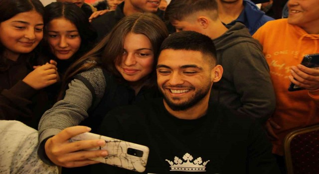 Kayserisporlu oyuncular, Tomarzada öğrencilerle buluştu
