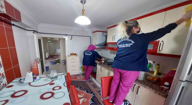 Keçiören Belediyesinden ‘Evde Temizlik Hizmeti