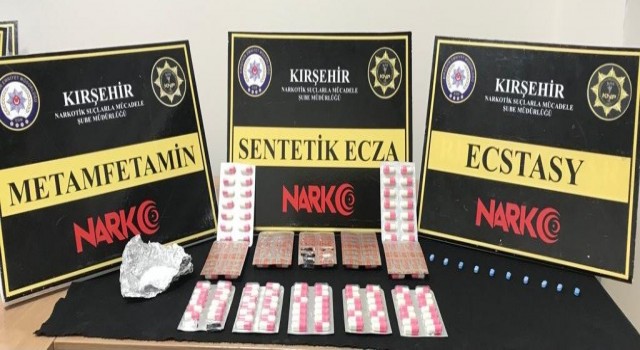 Kırşehirde uyuşturucu operasyonu: 4 gözaltı