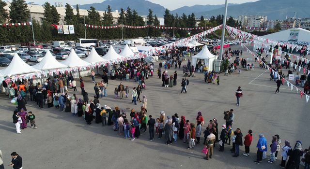 Kitap Fuarı 3 Günde 25 Bin Ziyaretçi Ağırladı