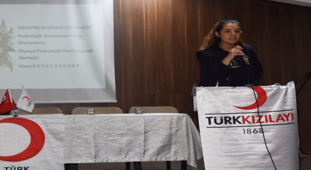 Kızılaydan Kadına şiddet ve çocuk istismarına hayır konferansı