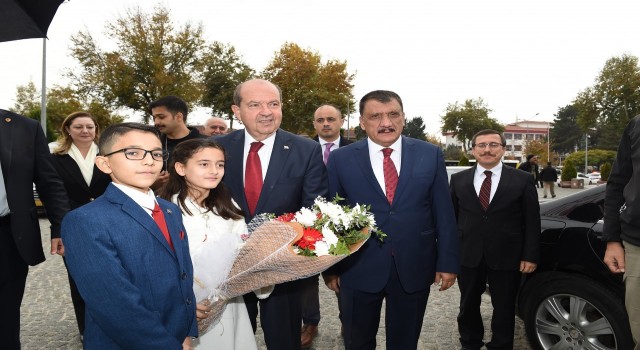 KKTC Cumhurbaşkanı Ersin Tatara Malatyada sıcak karşılama