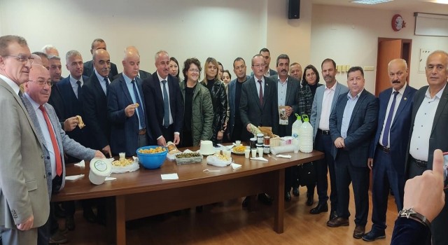 Kooperatif kuran kadınlar yöresel ürünleri sundu