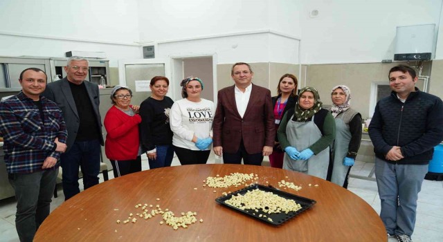 Kooperatif mutfağından yöresel ürünler raflarda