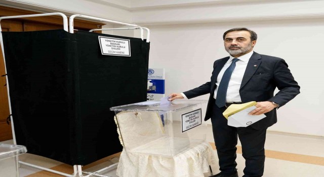 KTOda Başkan Selçuk Öztürk güven tazeledi