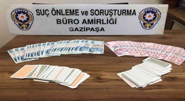 Kumar oynadığı tespit edilen 20 kişiye, 36 bin 380 lira para cezası uygulandı