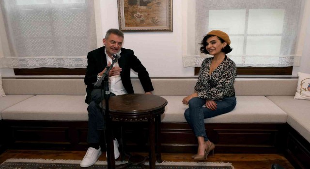 Kürşat Başar ile ‘Başucumda Müzik Çalıkuşu Kültür Evine konuk oldu