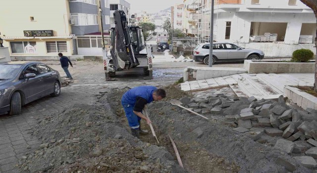 Kuşadasında üst ve alt yapı çalışmaları sürüyor