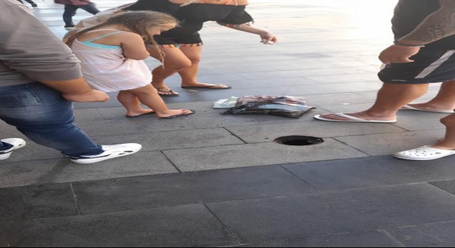 Kuşadasındaki pazar yerine zarar verdiler