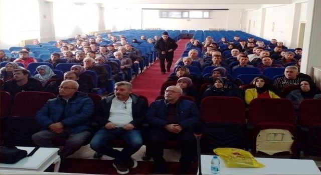 Kütahyada 350 ekmek üretim işletmesi çalışanına hijyen eğitimi
