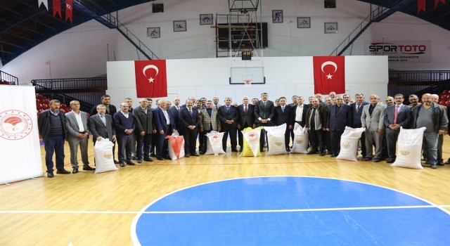 Kütahyada binlerce çiftçiye sertifikalı tohum
