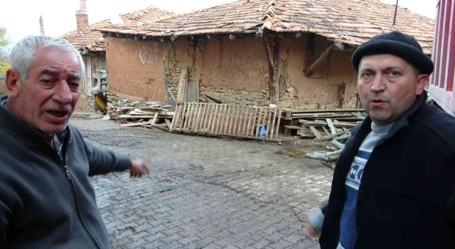 Kütahyada kadın cesedi bulundu