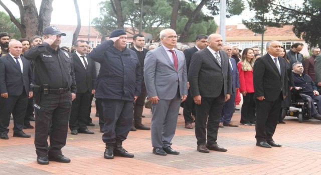 Kuyucakta Öğretmenler Günü düzenlenen tören ile kutlandı
