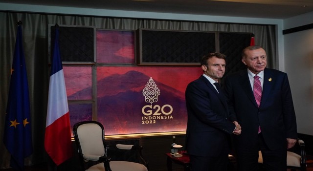 Macron: Fransa ve Türkiye, Ukrayna tahılının ihracatı için çalışmalarını sürdürecek