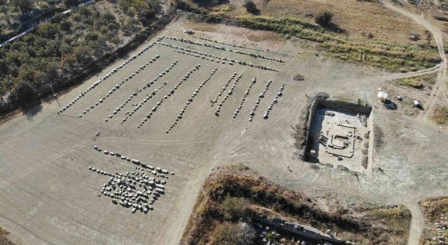 Magnesia Antik Kentinde Zeus Tapınağı tamamıyla ortaya çıkarıldı