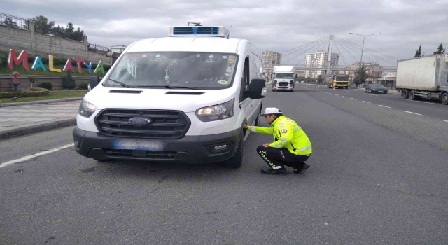 Malatya polisinden kış lastiği uyarısı