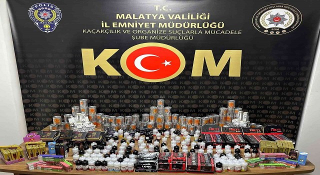 Malatyada çok sayıda cinsel içerikli ürün ele geçirildi