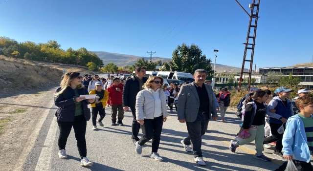 Malatyada tohum ve fidanlar toprakla buluştu