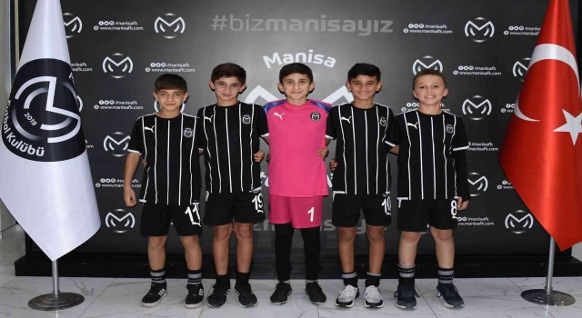 Manisa FK genç yetenekleri bünyesine katmaya devam ediyor