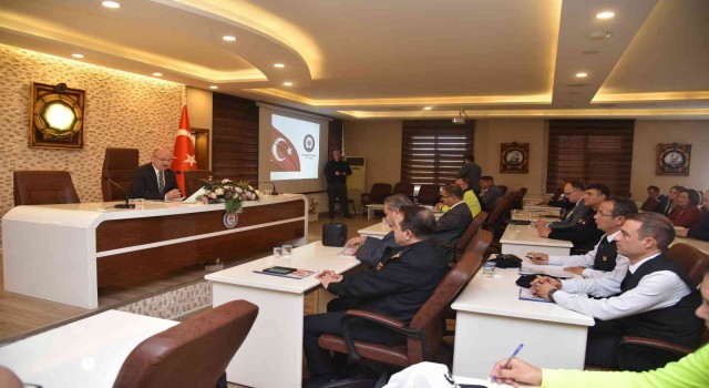 Manisada kış mevsiminde alınacak trafik tedbirleri görüşüldü