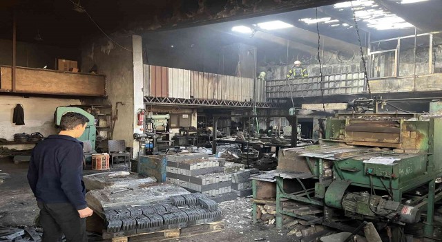 Manisada küçük sanayi sitesinde yangın: 1 yaralı