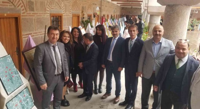 Manisada Öğretmenler Gününe özel resim sergisi