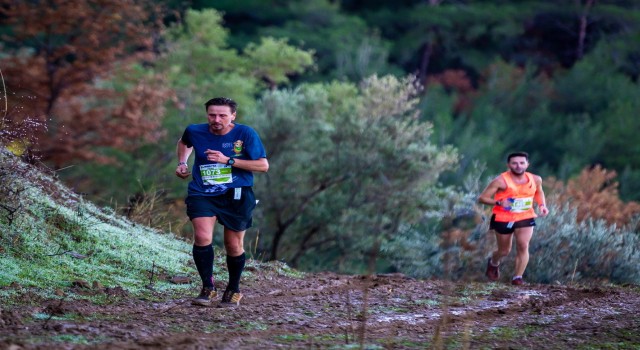 Maratoncular, Aeneasın 2 bin yıl önce yürüdüğü yolda Kazdağlarında 114 kilometre koşacak