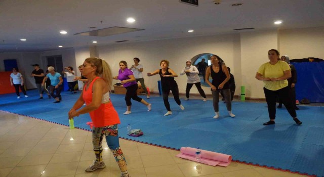 Marmaris Belediyesinden sabah sporu etkinliği