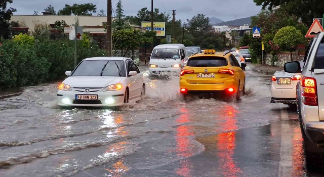 Marmaris, Bodrum ve Datça için kuvvetli yağış uyarısı