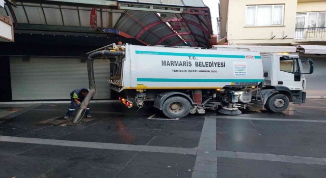 Marmariste belediye ekiplerinin yağmur mesaisi