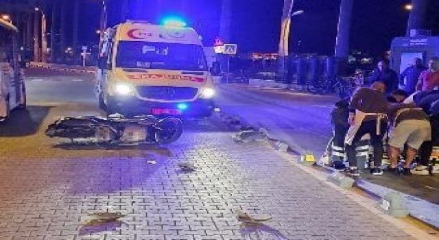 Marmariste motosiklet kazasında zabıta komiseri yaralandı