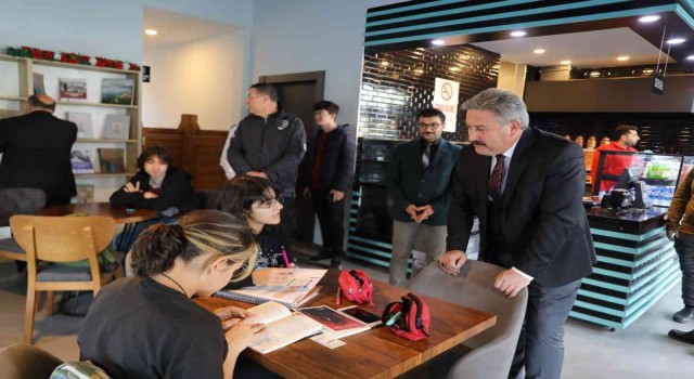 Melikgazinin Kütüphanelerine Büyük İlgi