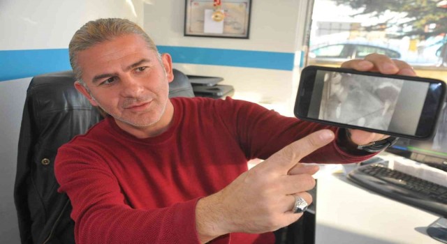 Merdiveni çalındı, hırsıza çağrıda bulundu