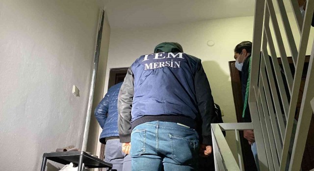 Mersinde FETÖ operasyonu: 9 gözaltı kararı