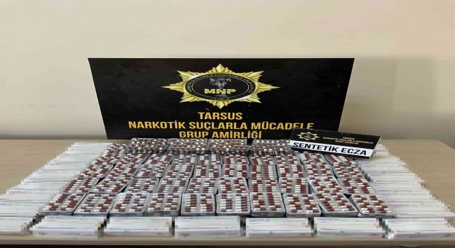 Mersinde uyuşturucu satan 2 kişi yakalandı