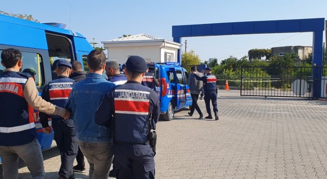 Mersinde yatırım danışmanlığı dolandırıcılığına 4 tutuklama