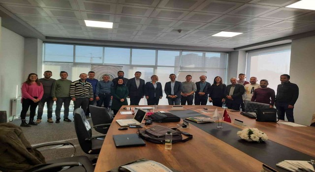 Mesleki ve teknik lise öğretmenlerinin mobil Android yazılım eğitimleri tamamlandı