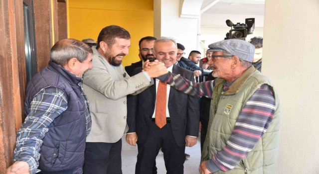 Milletvekili Recep Şeker Sındırgılılarla buluştu