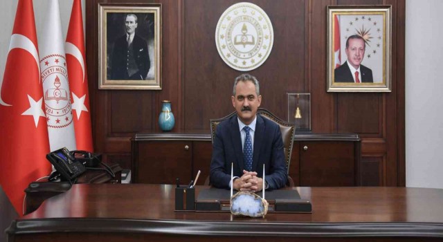 Milli Eğitim Bakanı Özerden Öğretmenler Günü mesajı