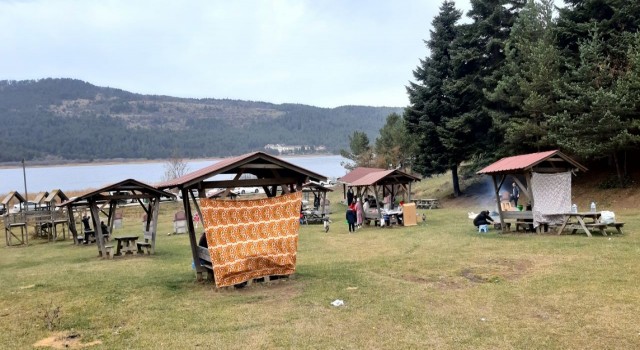 Milli parkta tatilcilere lodos zor anlar yaşattı
