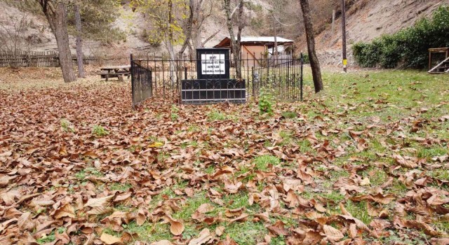 Mudurnuya İslamiyeti benimseten zat: Karaaslan Veli Hazretleri