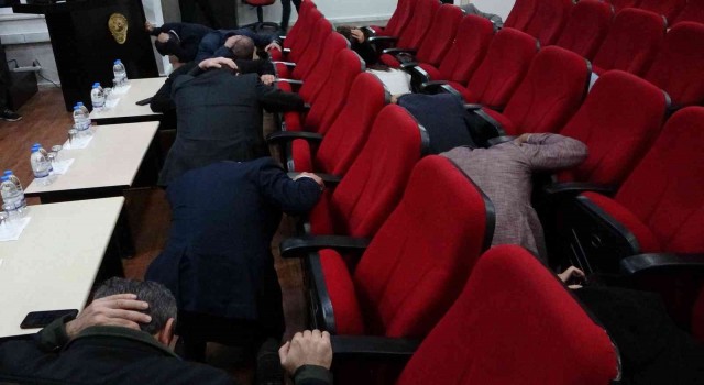Muğlada Çök-Kapan-Tutun tatbikatı gerçekleştirildi