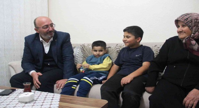 Mustafa Önsay: 43 Günde Kütahya programı çerçevesinde 7 bin 481 kişi ziyaret edildi