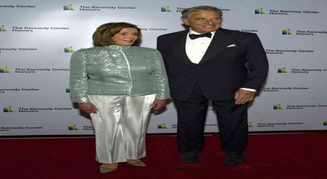 Nancy Pelosinin eşine saldıran zanlı, tutuklu yargılanacak
