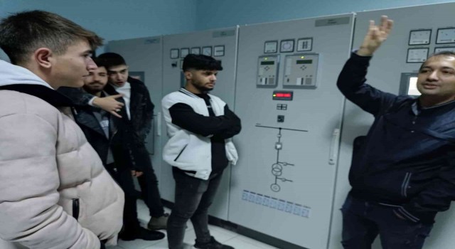 NEVÜlü öğrencilerden ‘Elektrik Enerjisi Üretim tesislerine teknik gezi