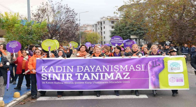 Nilüferde kadınlar şiddete karşı yürüdü