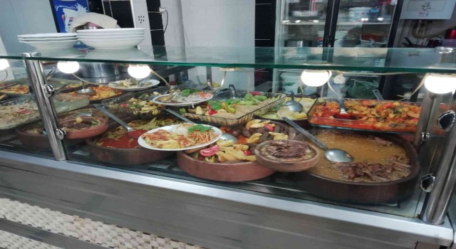 Öğrenci kenti Eskişehirde ev yemeği fiyatları arttı