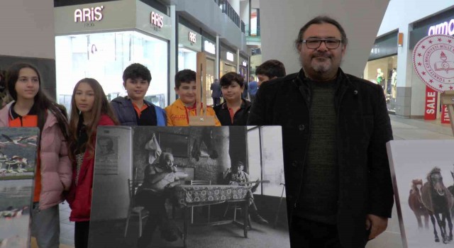 Öğretmenlerden 24 Kasıma özel fotoğraflı sergi